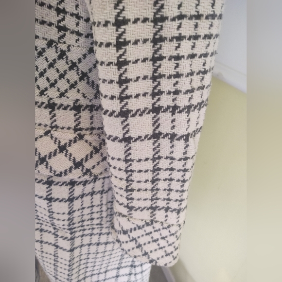 STATIC Coat - Picture 5 of 11